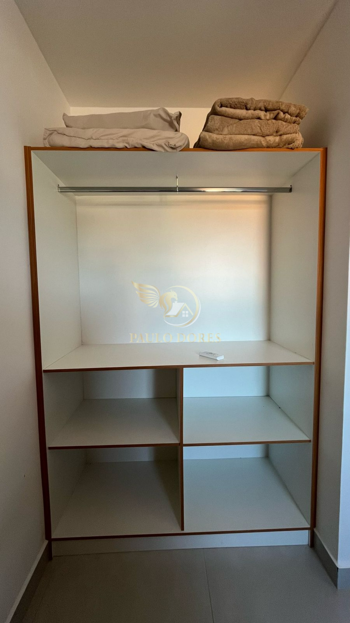 Apartamento à venda com 2 quartos, 70m² - Foto 4
