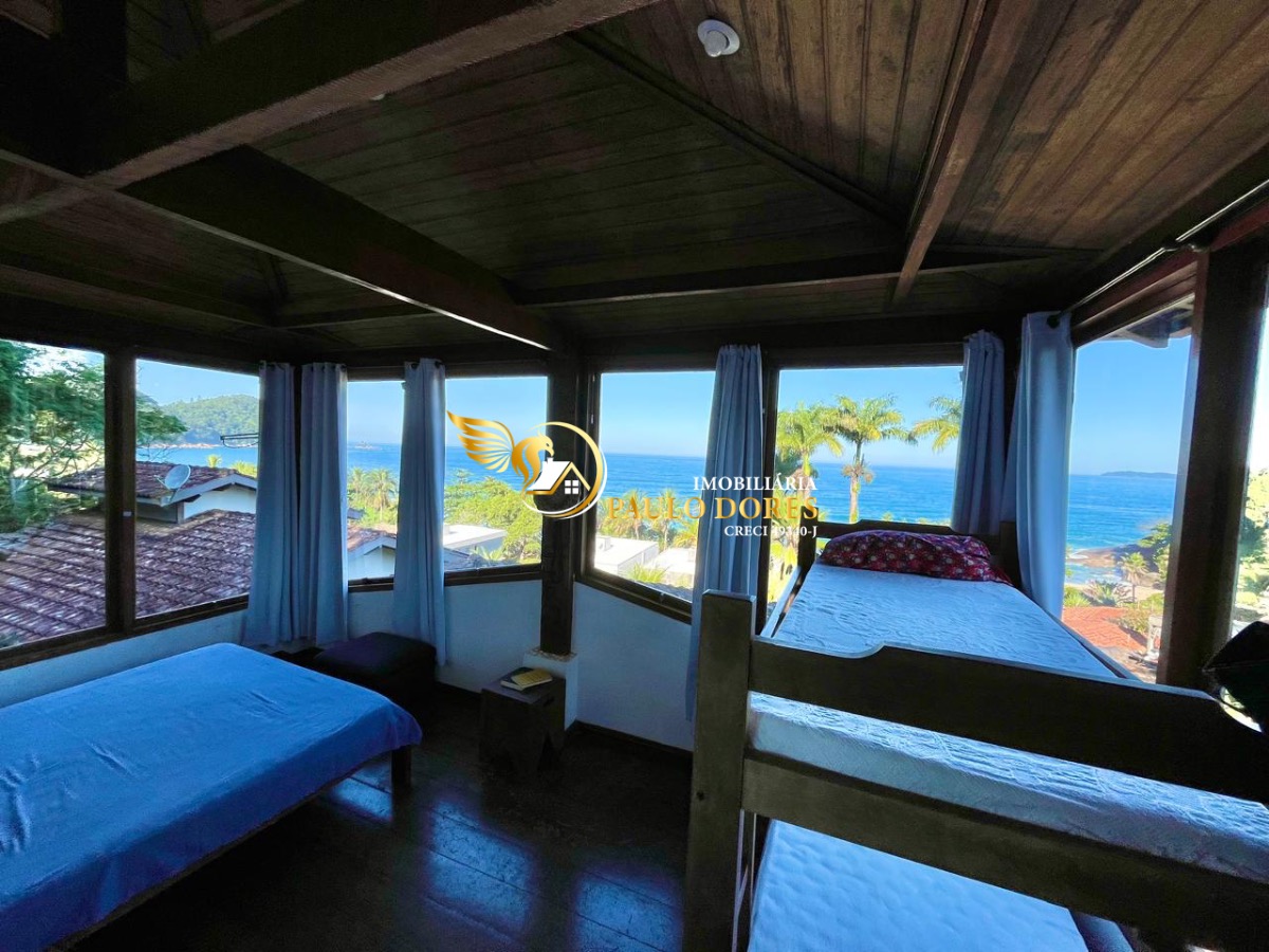 Casa a Venda com Vista para o Mar, Na Praia Vermelha em Ubatuba-sp