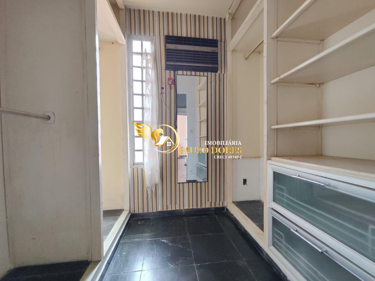 Casa à venda com 3 quartos, 221m² - Foto 12