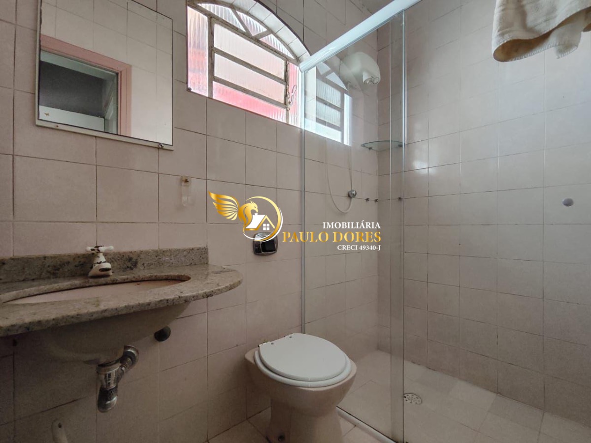 Casa à venda com 3 quartos, 221m² - Foto 16