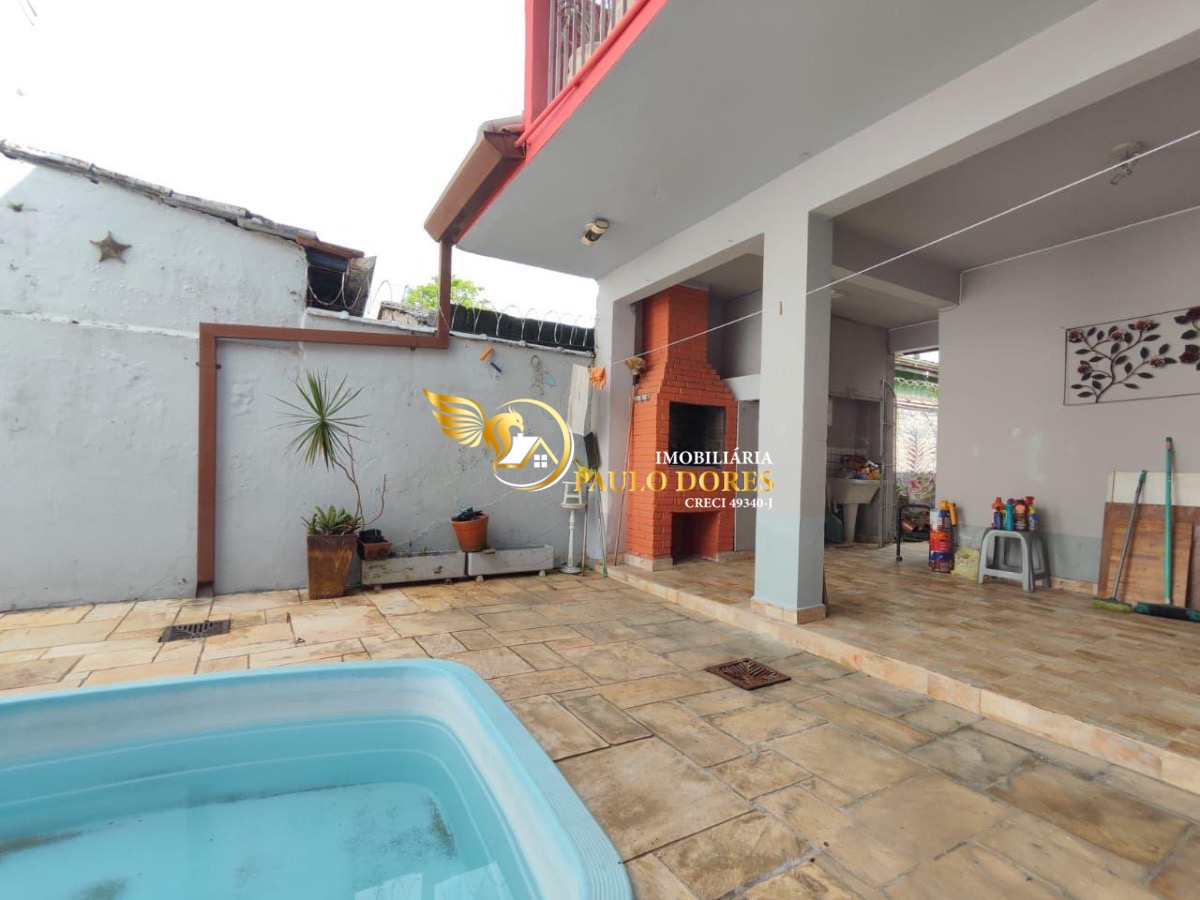 Casa à venda com 3 quartos, 221m² - Foto 21