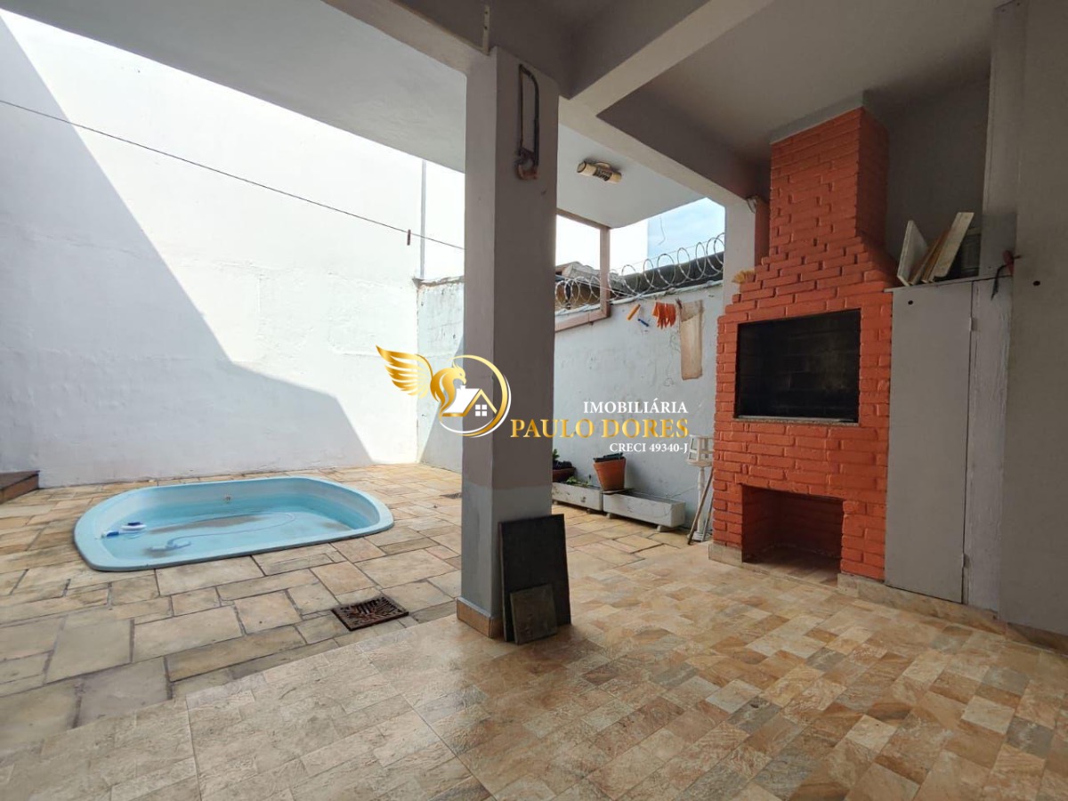 Casa à venda com 3 quartos, 221m² - Foto 22