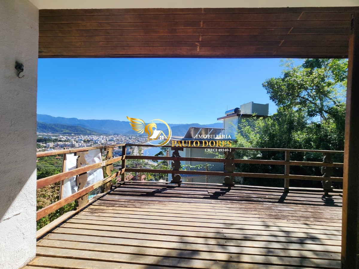 Casa, 4 quartos, 132 m² - Foto 1