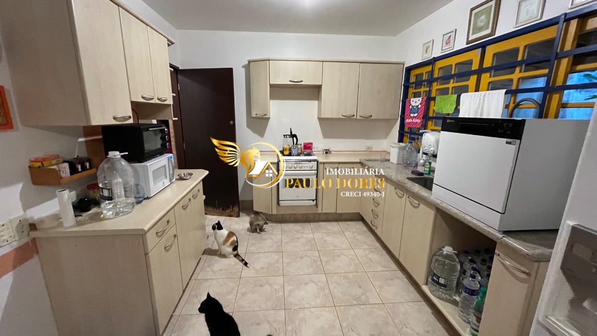 Casa, 3 quartos, 212 m² - Foto 15