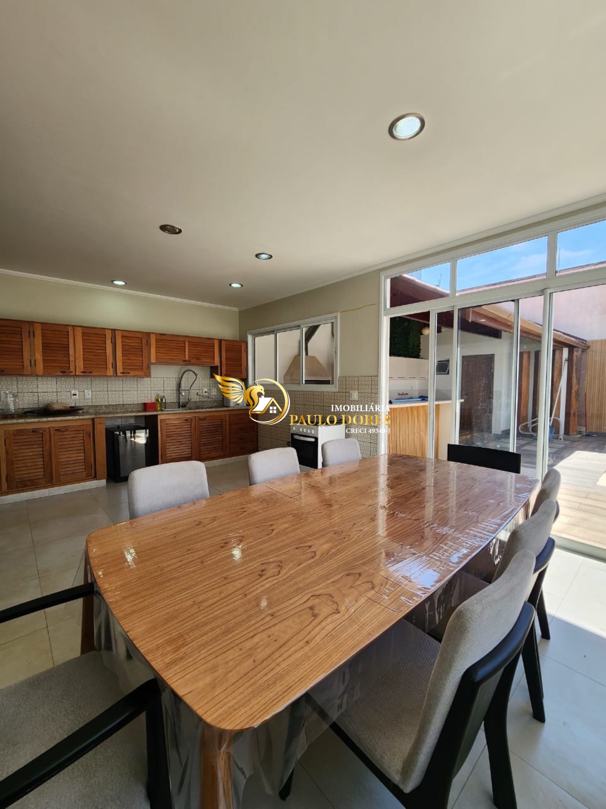 Casa, 2 quartos, 160 m² - Foto 1
