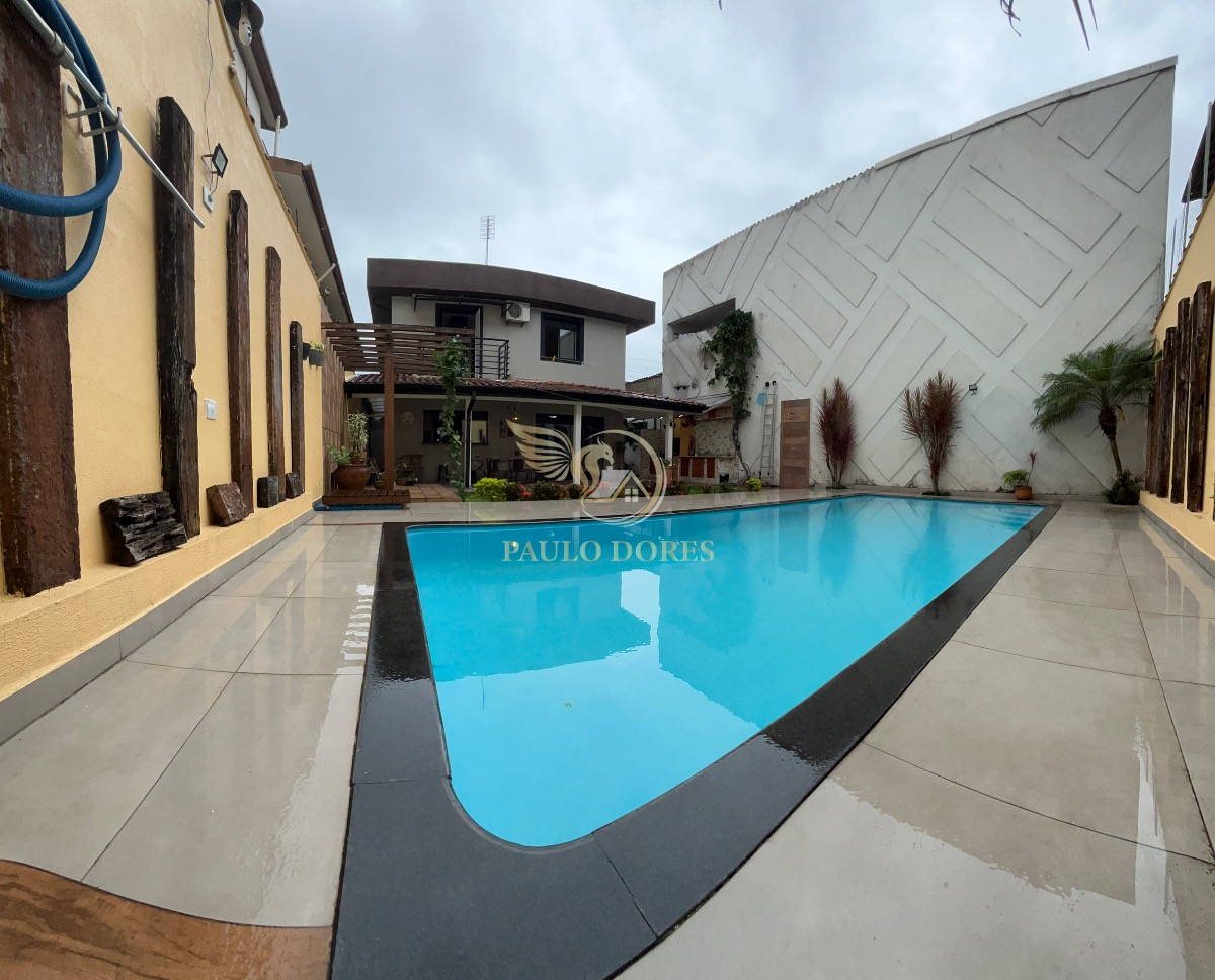 Casa à venda com 4 quartos, 202m² - Foto 35