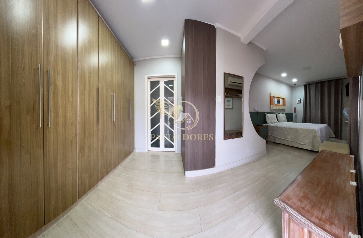 Casa à venda com 4 quartos, 202m² - Foto 3