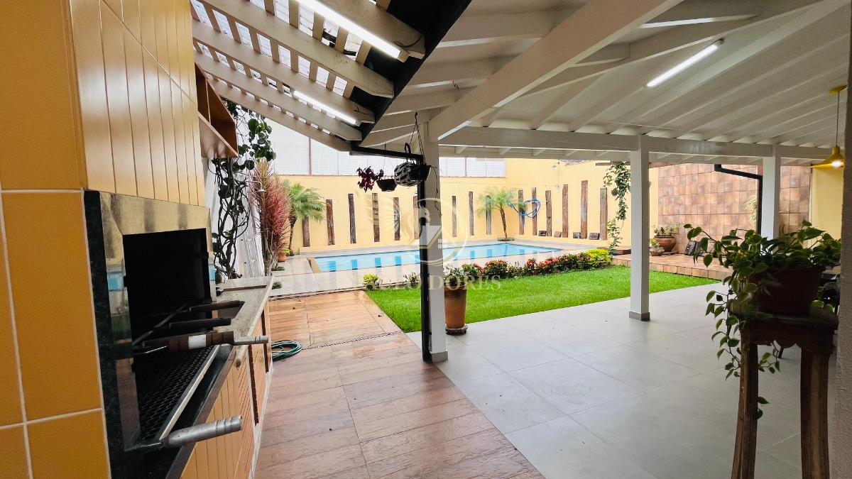 Casa à venda com 4 quartos, 202m² - Foto 27